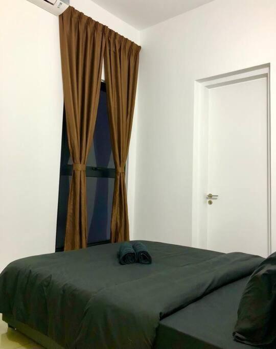 Cozy Mayfair Homestay Puchong Bagian luar foto