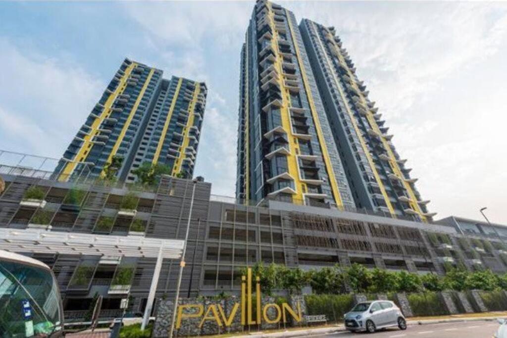 Cozy Mayfair Homestay Puchong Bagian luar foto